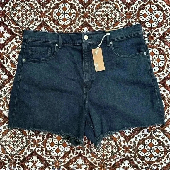 NWT Revtown Decade Denim Saturday Shorts Size 34 - Picture 2 of 10